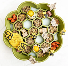 Load image into Gallery viewer, Daisy Slow Feeder