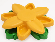 Load image into Gallery viewer, Sunflower Puzzler