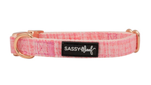 Load image into Gallery viewer, Dolce Rose Collar
