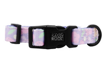 Load image into Gallery viewer, Fleur De Sass Collar
